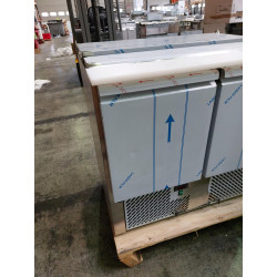 Mini table GN 1/1 - Prof. 700 - 2 portes - 210 L