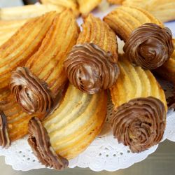 INBLAN - Embout pour churros creux fourrés Ø27 - Ø13 noyau - 1 sortie -14 points