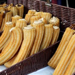 INBLAN - Embout pour churros creux fourrés Ø24 - Ø9 noyau - 2 sorties -12 points